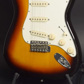 Chua Fender Japan ST62-DMC (DiMarzio Full Range Impact Chua Fender Japan ST62-DMC (DiMarzio Full Range Impact