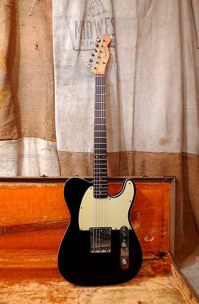 Black fender best sale esquire