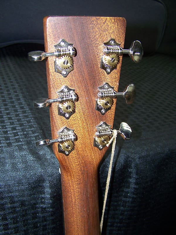 【最終値下げ】Martin D-12 E Martin D-12E Guitar with Pickup & Gigbag – Elderly Instruments