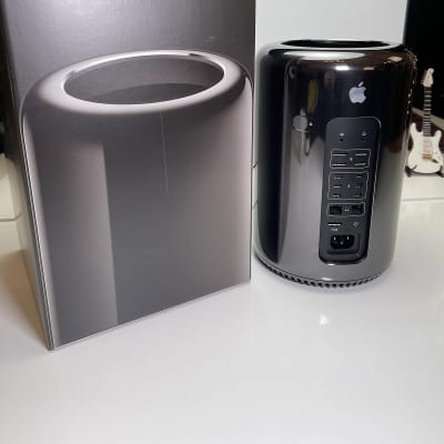 Apple Mac Pro 10コア D700 Apple Mac Pro A1481 Xeon E5 64GB 1TB SSD AMD Firepro D700