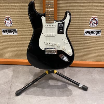 Fender Player Stratocaster with Pau Ferro Fretboard 2018 - Present - Black image 1