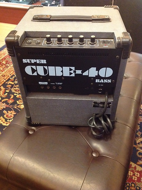 即納低価Roland Super Cube-40 BASS ギター