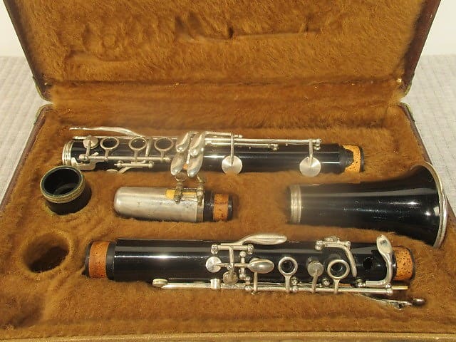 Yamaha YCL-24 Bb Clarinet, Japan, Black with case, taped
