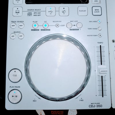 Pioneer DJM-350 / CDJ-350 x2 (Limited Edition White) + Roadcase. *FULL DJ SETUP* image 6