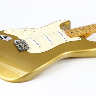 One-Of-A-Kind! 1991 Fender Custom Shop MASTERBUILT JW Black 1950's Stratocaster Reissue Electric Guitar | Aztec Gold, Lefty Strung Righty! j w image 23