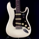 Fender American Professional II Stratocaster, HSS Rosewood Fingerboard, Olympic White