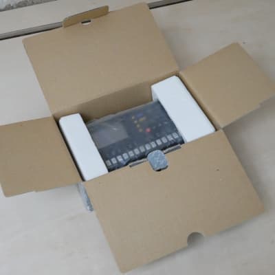 Yamaha • QY20 Music Sequencer (1991) COMPLETE IN BOX image 3