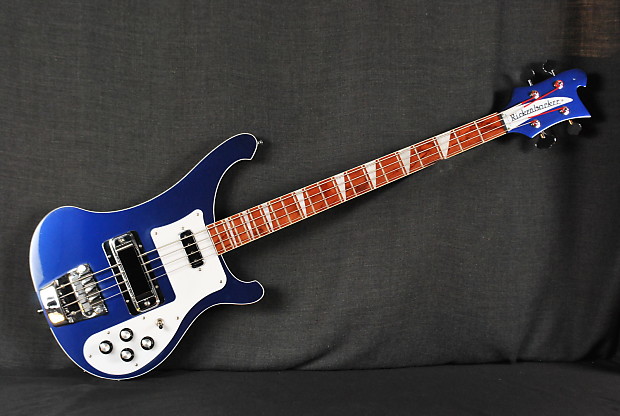 ベース Rickenbacker 4003 midnighit blue rickenbacker4003midnightblue3.jpg