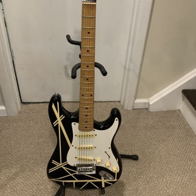 Hondo EVH 5044813 1980’s black and white for sale
