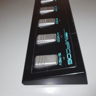 Yamaha FX500 with rack ears, Yamaha MFC06 MIDI foot switch