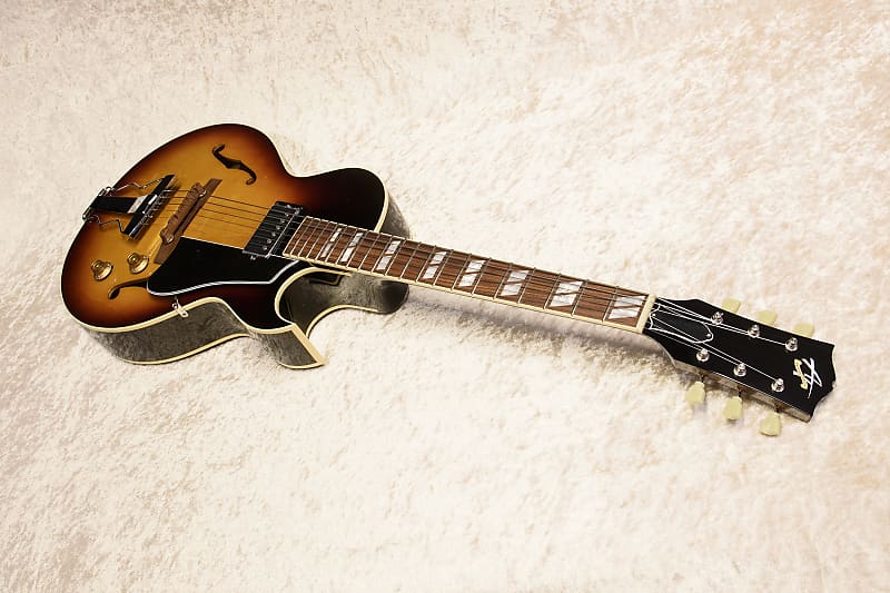 Archtop tribute AT105 Jr. NEW Brown Sunburst / incl. Hard Case / Made in  Japan