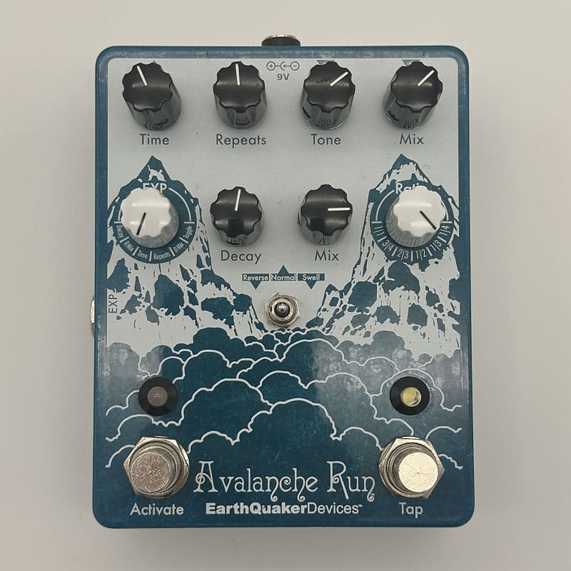 EarthQuaker Devices Avalanche Run Stereo Reverb & Delay with Tap Tempo