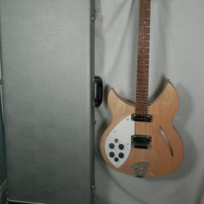 Rickenbacker 330 Lefty Mapleglo Semi-hollow electric guitar with case used Left-Handed Ric 6-string image 1
