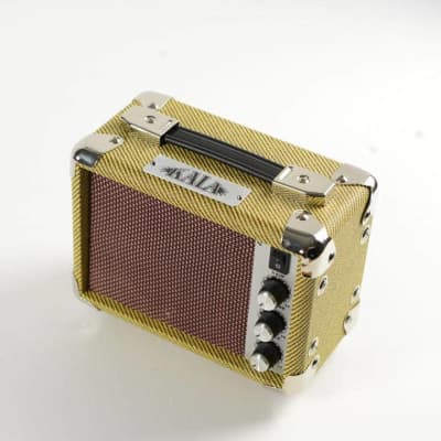 Kala AMP-TWD-5U Tweed Ukulele/UBass Combo Amplifier (VAT) image 2
