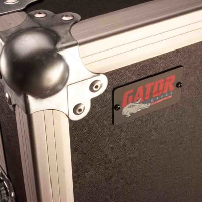 Gator Cases G-TOUR 10X14 PU, 10U Top 14U Side Console Rack Case with Casters image 2