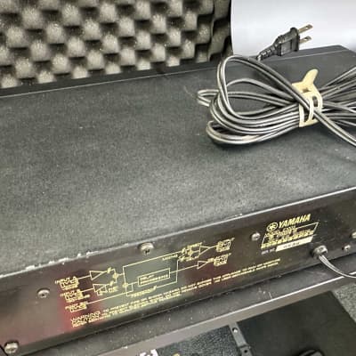 Yamaha E1005 Analog Delay image 4