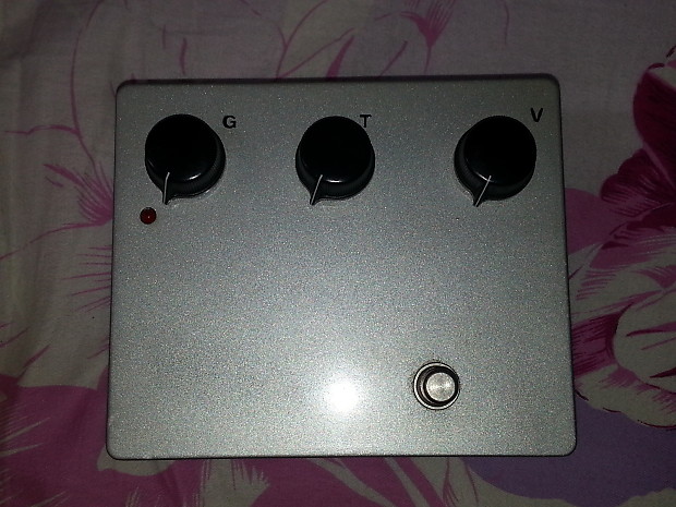 kwm klone klon centaur CTS version silver color | Reverb