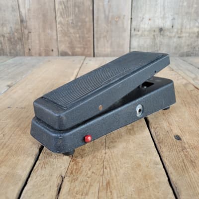 Dunlop Crybaby Model 95Q Wah Pedal image 2