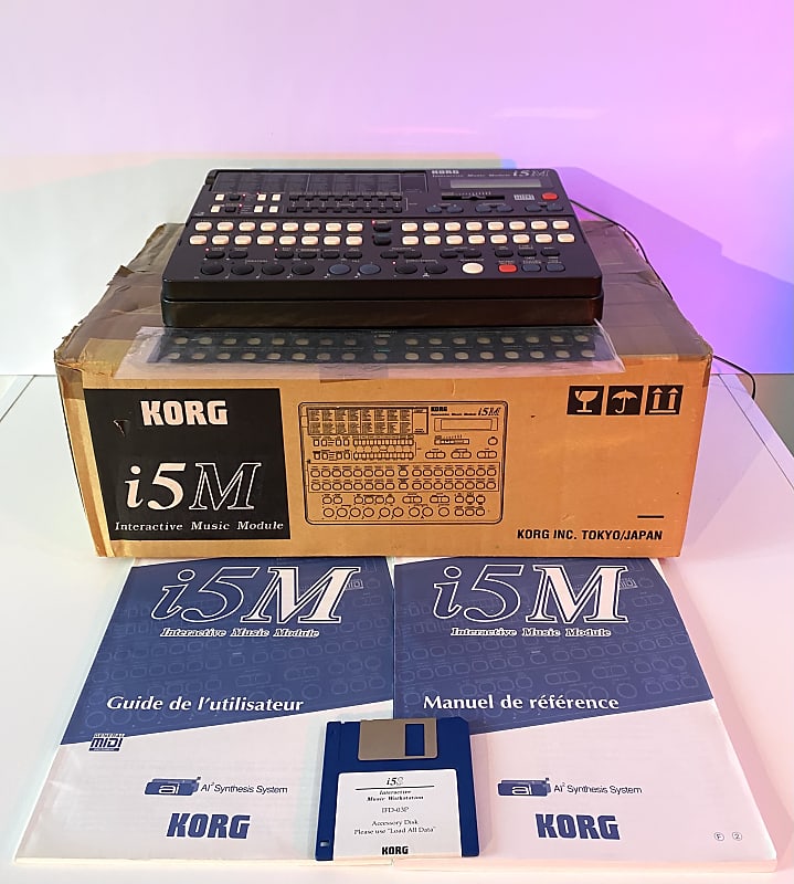 Korg I5M 1995 Black fully working order + box & manual