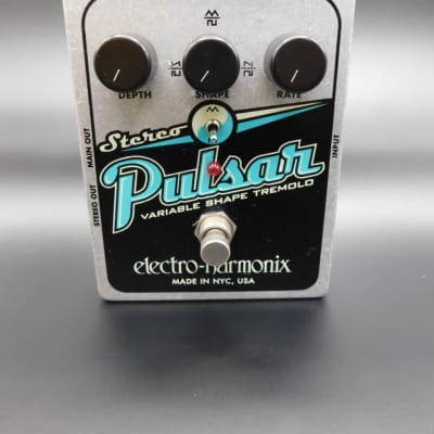 Electro-Harmonix Stereo Pulsar