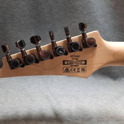 Ibanez S570AH-SWK - Silver Wave Black image 5