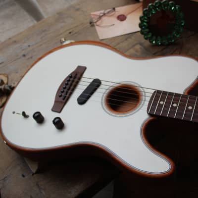 Fender "Acoustasonic Player Telecaster- Arctic White" GIGBAG image 6