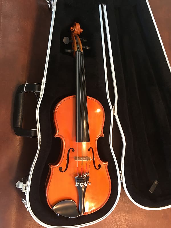 Schwitzer 1/2 size Violin image 1