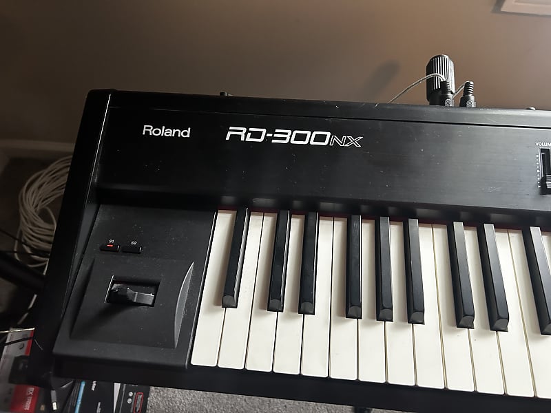 Roland RD xy 300NX