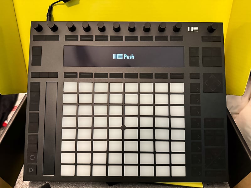 Ableton Push 2 - DAW Controller/Instrument - Mint Condition w/Packaging image 1