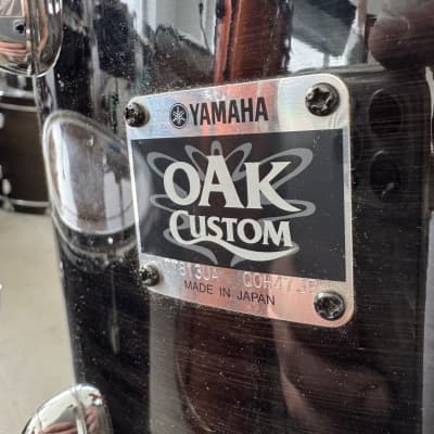 Yamaha Oak custom 22,22,10,12,13,16 drumkit (Japan) - Musashi black image 8