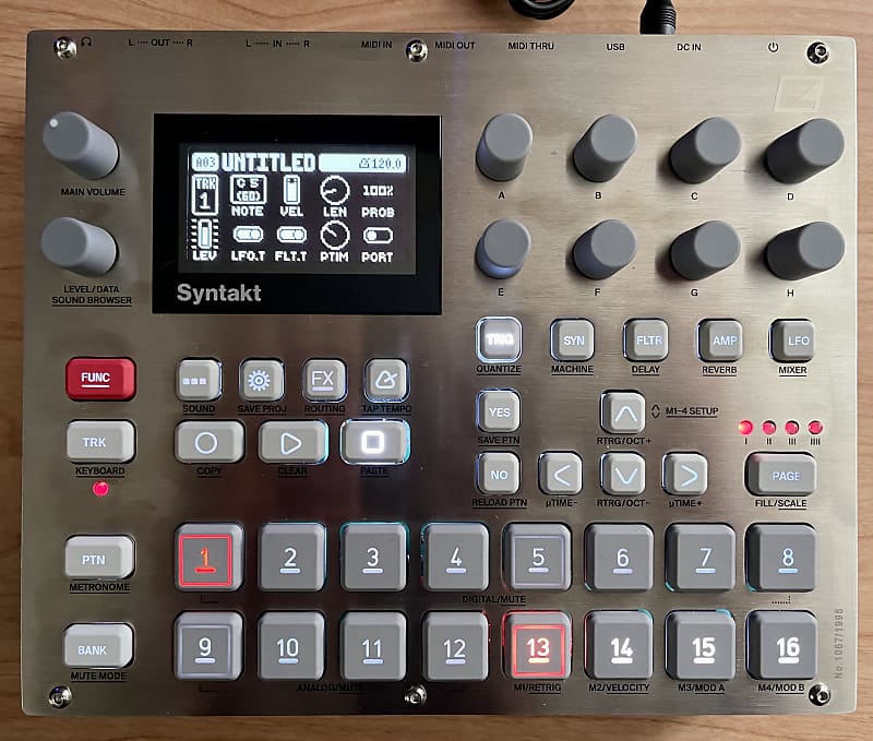 Elektron Syntakt e25 Remix Edition 12 track Drum Computer