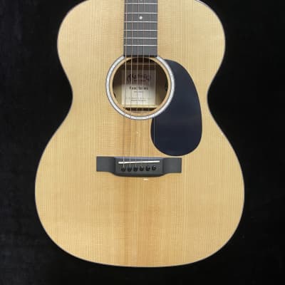 Martin Road Series 000RSGT Acoustic-Electric Guitar Natural with