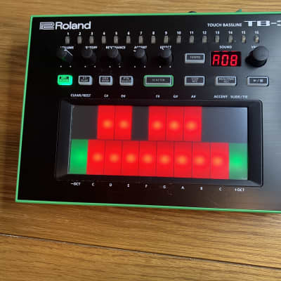 Roland AIRA TB-3 Touch Bassline Synthesizer