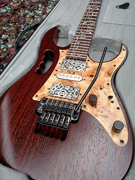 Ibanez jem woody top