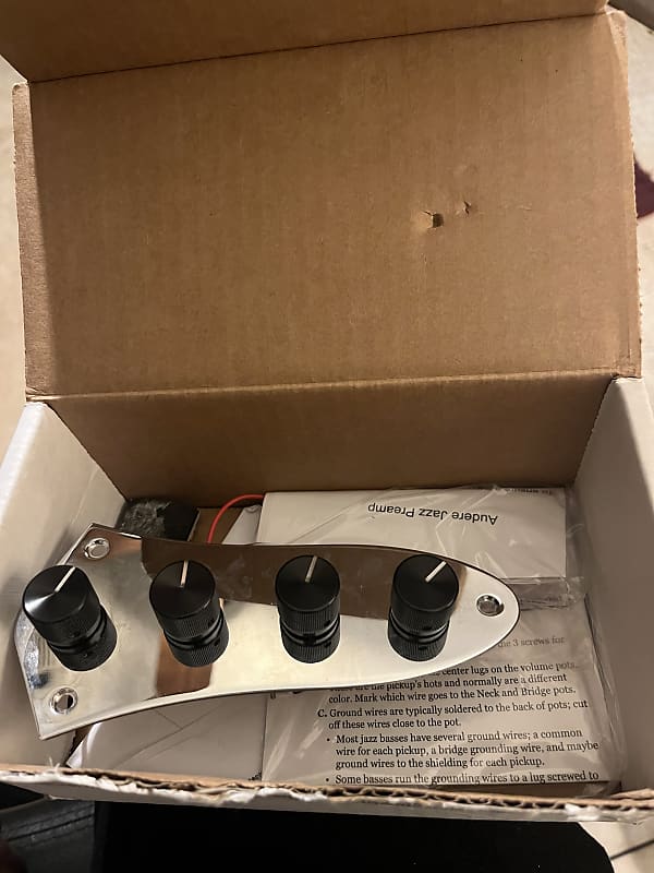 Sadowsky Metro Express 5 string bass preamp Reverb