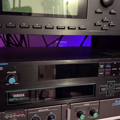Roland MKS-50 Rackmount Polyphonic Analog Synthesizer Alpha Juno