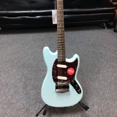 Squier Classic Vibe '60s Mustang Sonic Blue image 3