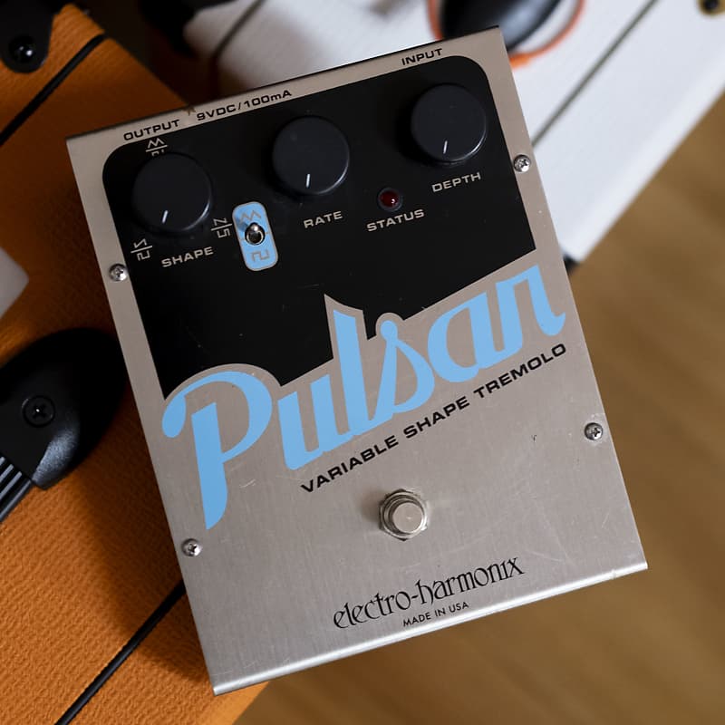 Electro-Harmonix Pulsar