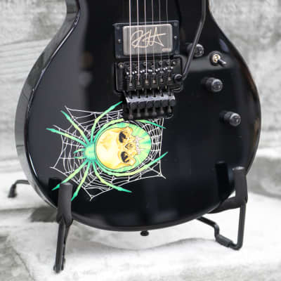 ESP KH-3 Spider 30th anniversary Kirk Hammett Signature image 13