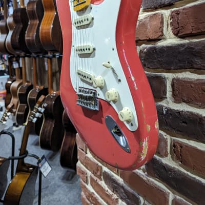 Fender  Custom Shop Stratocaster  Namm 2017 Limited Edition '56 Relic In Aged Fiesta Red image 4