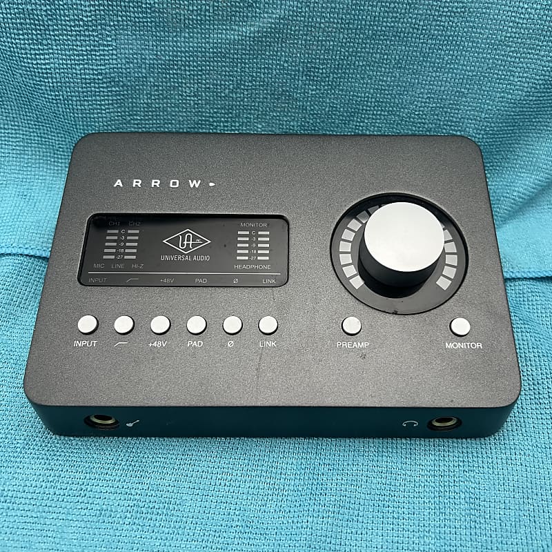 Universal Audio Arrow 2x4 Thunderbolt 3 Interface with Solo DSP