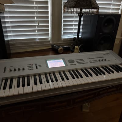 Korg Triton 61-Key original