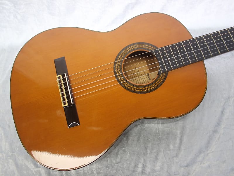 C-200 Yamaha Classical Guitar | Reverb