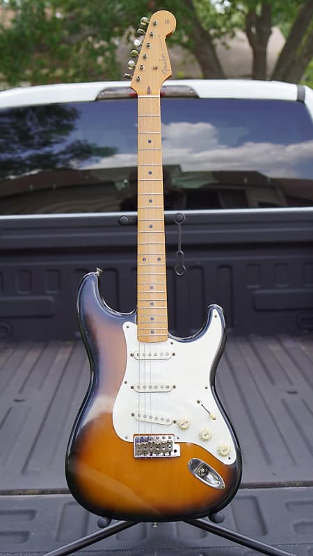 Fender ST-57 1993-1994 - 2 Tone Sunburst | Reverb