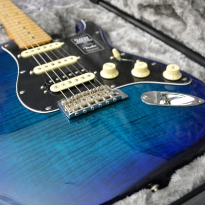 Fender blue deals burst strat