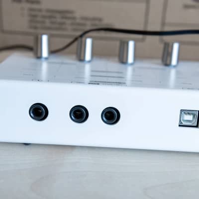 Waldorf Blofeld Desktop Synthesizer (white) + SL License, mint, boxed image 6