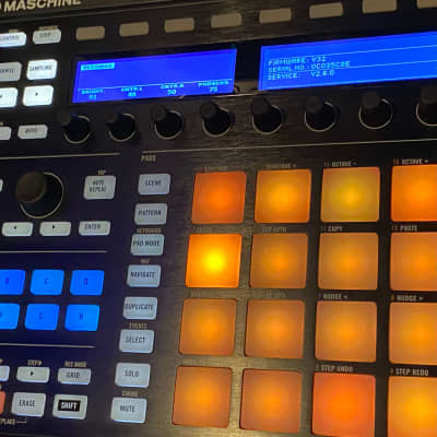Akai Remix 16 - Sampler, Mixer and Sequencer with USB Floppy [inkl