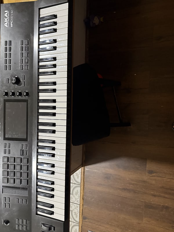 Akai MPC Key 61 Standalone Workstation Synthesizer 2022 - | Reverb