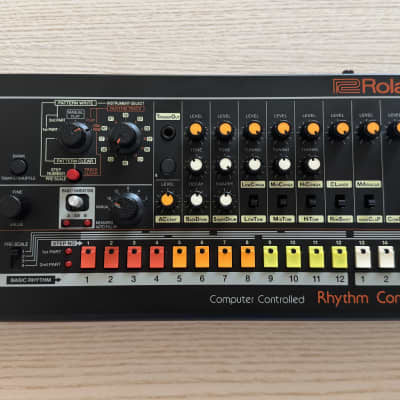 パーカッション・打楽器 Roland TR-08 Roland Boutique TR-08打ち込み方 - YouTube
