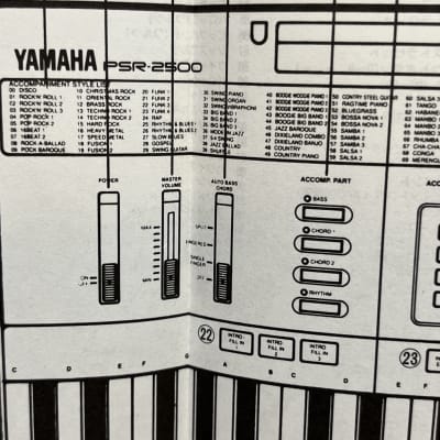 Yamaha deals Keyboard PSR-2500 wg. Wohnungsauflösung zu verkaufen